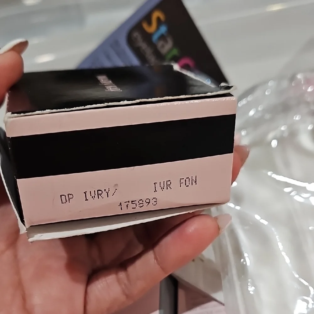 Mary Kay Loose Setting Powder - Cream
